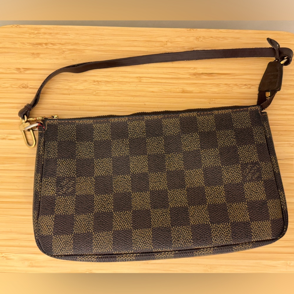 Authentic LV Damier Ebene Pochette Accessories purse